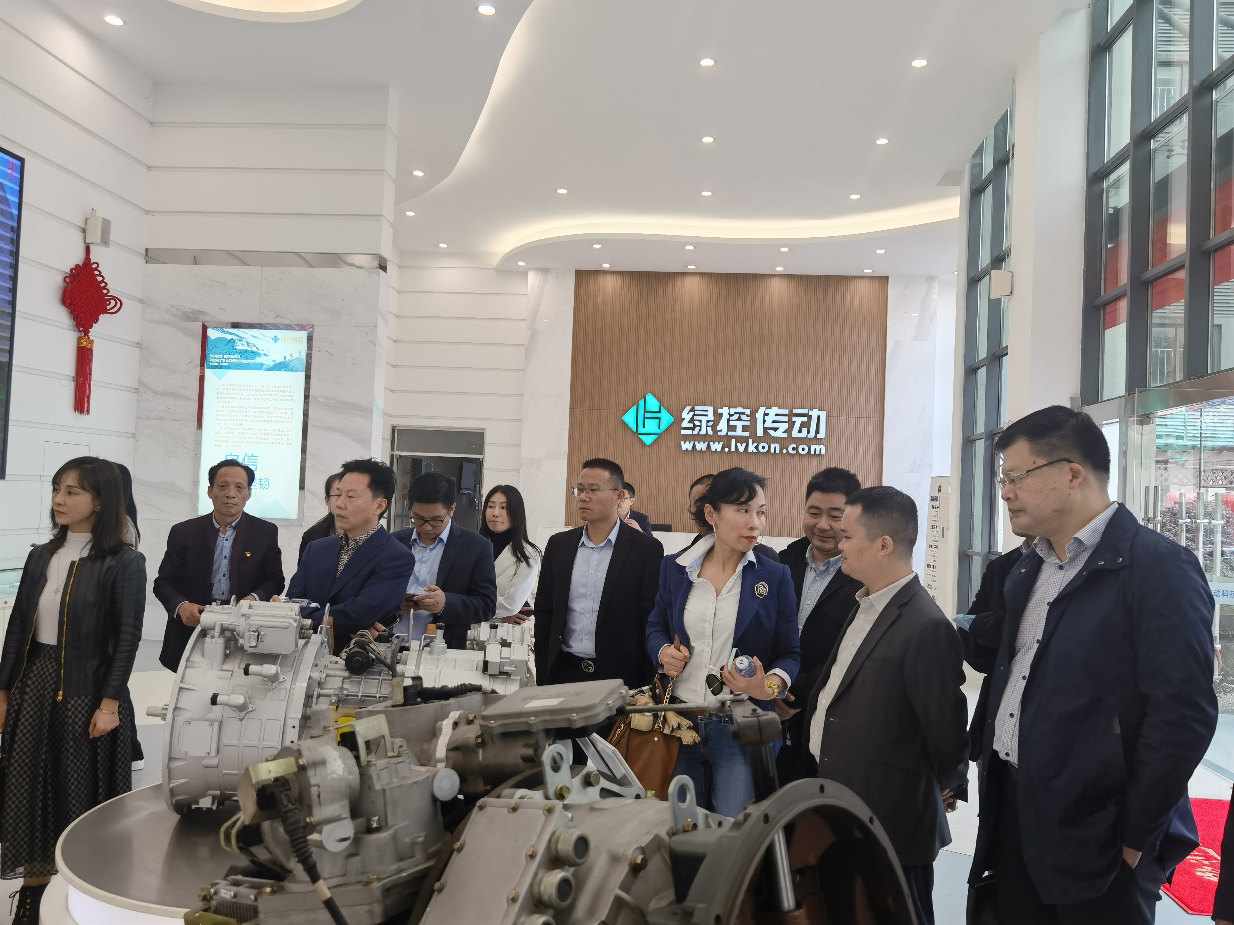15vip太阳集团参访标杆企业亨通集团、博众精工及绿控传动