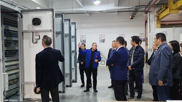 苏州市苏台工商协进会领导一行考察15vip太阳集团环保装备科技有限公司